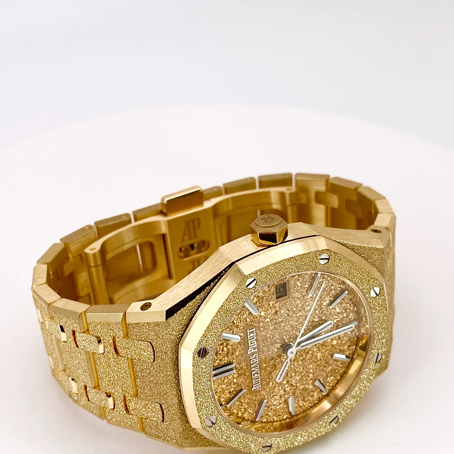 AUDEMARS PIGUET ROYAL OAK FROSTED GOLD 77450BA 2