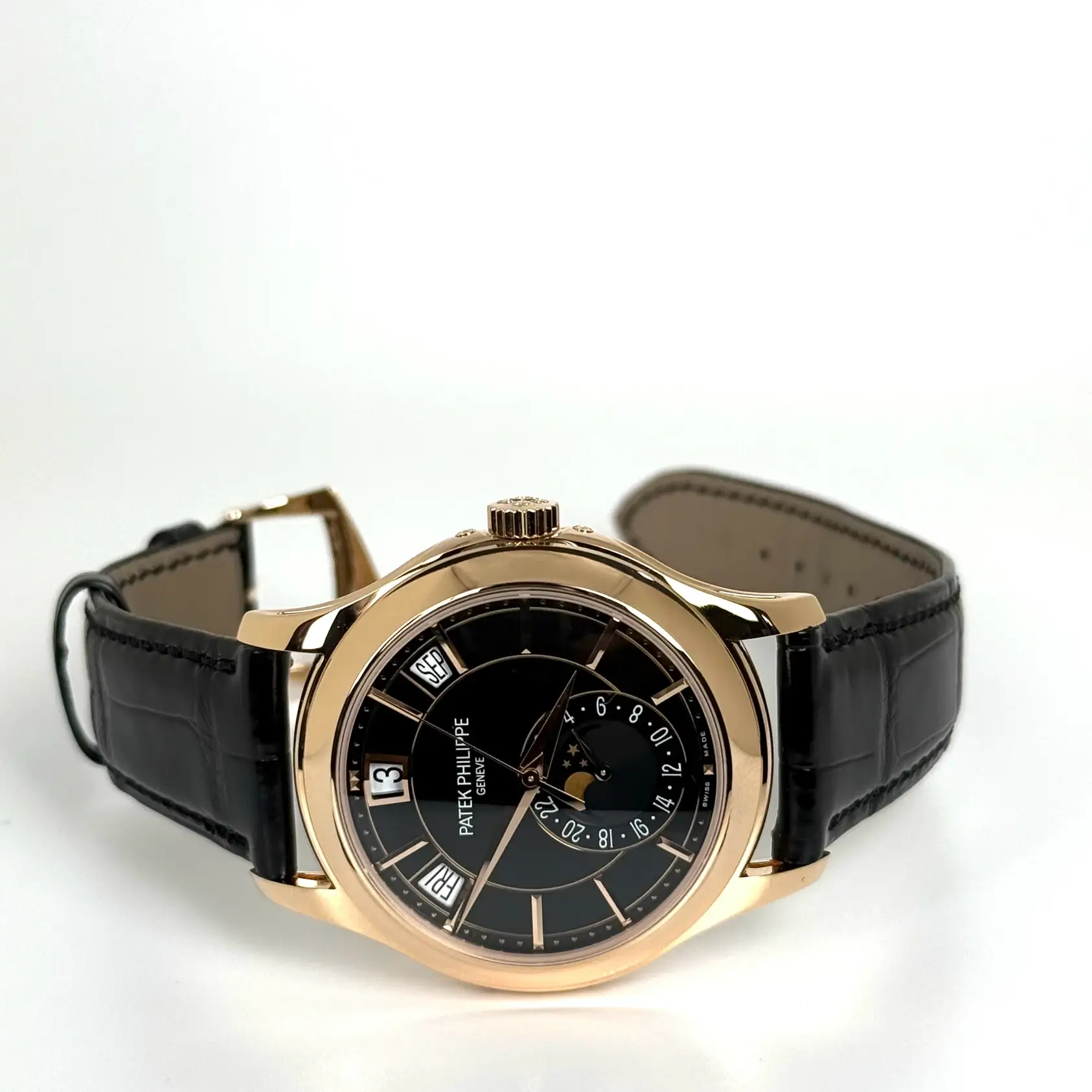 PATEK PHILIPPE COMPLICATION MOON PHASE ANNUAL CALENDAR 5205R