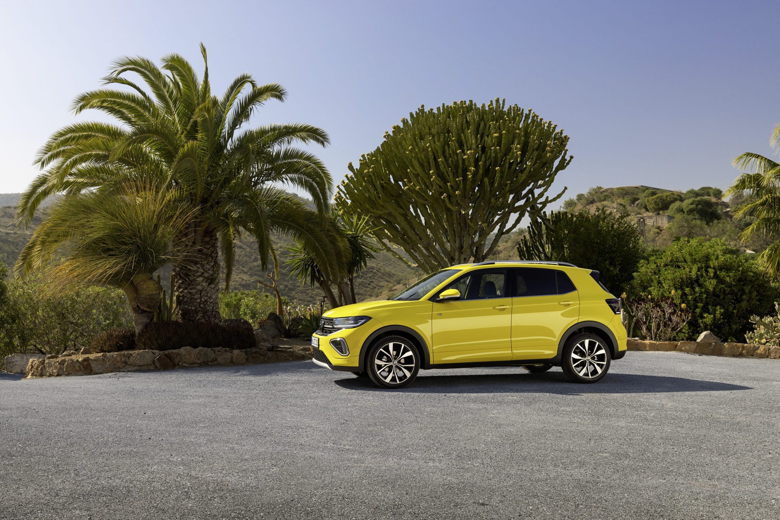 Original-35372-ThenewVolkswagenTCrossRLine4 (1)