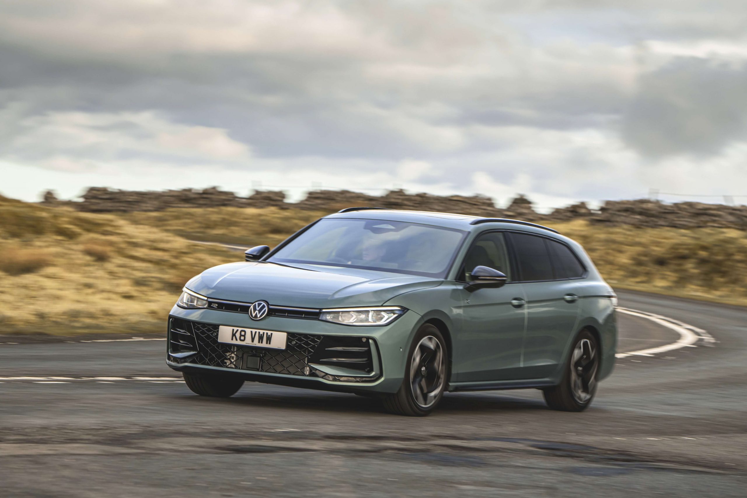 Original-39546-passat-three-time-winner-at-the-2025-what-car-awards-1